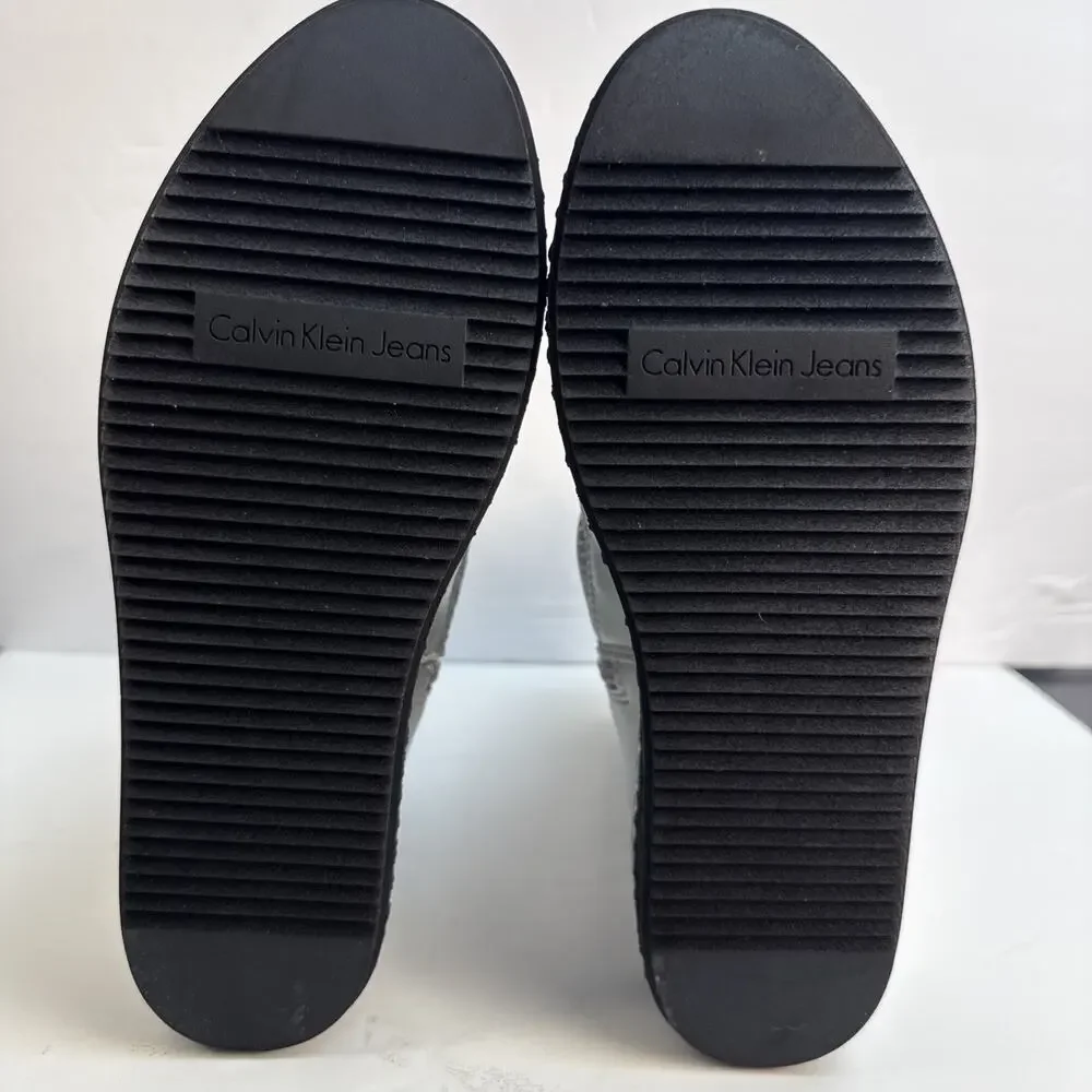 Calvin Klein Leonie Silver Winter Boots Women's‎ Size 6 M Ankle NIB - Picture 8 of 10